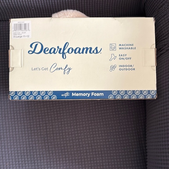 Dearfoams ladies slippers size 11-12. New in box! - Picture 10 of 11